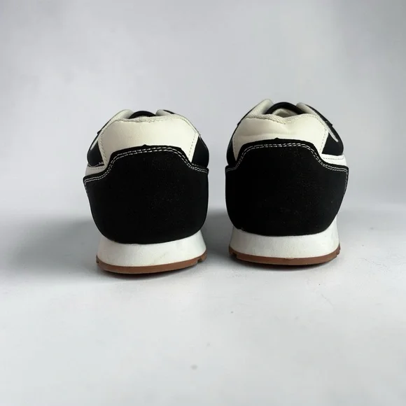 Black White Retro Sneakers Lace Up Athletic Casual Shoes Gum Sole Size 7.5 - Picture 6 of 15